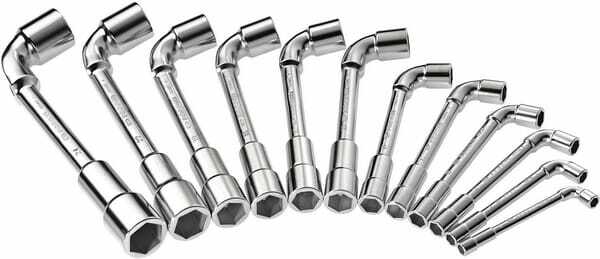 Outils - Outils divers - 12 clés à pipe débouchées