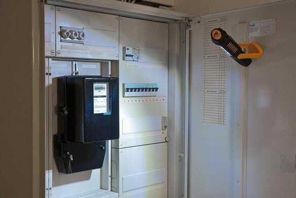 Pièces agricoles - Outils atelier - Lampe universelle à LED