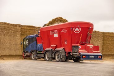Materiels - Mélangeuse automotrice - SILOKING SelfLine 4.0 System 1000+ 3225-32