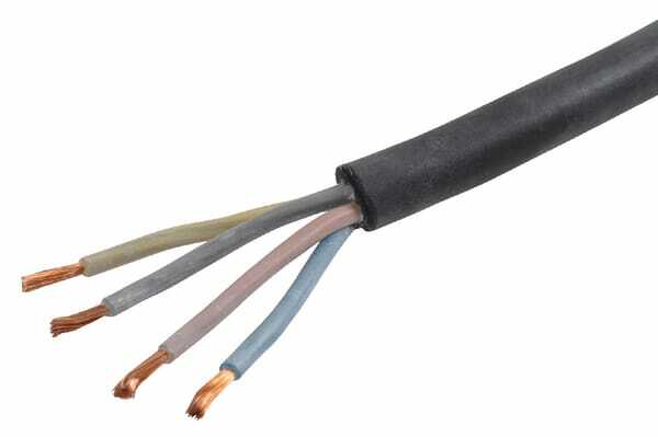 Pièces agricoles - Electricité - Cond. en caoutchouc 4x2,5 mm²