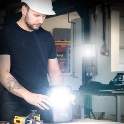 Pièces agricoles - Outils atelier - Lampe de travail Nova 10 Connect 10000 lm