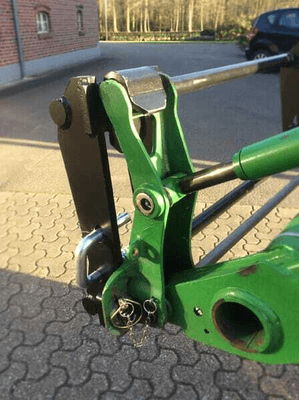 Pièces agricoles - Fenaison & élevage - Adaptateur JD Communal/EURO