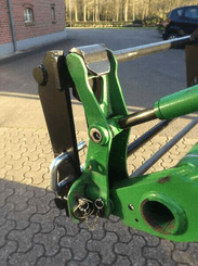 Pièces agricoles - Fenaison & élevage - Adaptateur JD Communal/EURO