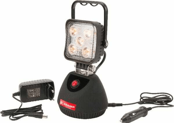 Pièces agricoles - Eclairage - Phare de travail LED rechargeable 15W 900lm poignée + interrupteur