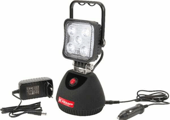 Pièces agricoles - Eclairage - Phare de travail LED rechargeable 15W 900lm poignée + interrupteur