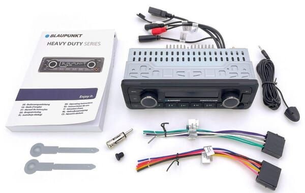 Pièces agricoles - Eclairage - Radio Denver 412DAB Bluetooth robuste
