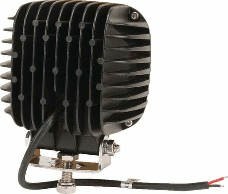 Pièces agricoles - Eclairage - Phare de travail LED carré 48W 4050lm, 10/30V, 125x90x125mm, faisceau large, 4 LED Kramp