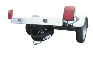 Materiels - Remorque voiture - PETIT CHASSIS SEUL 178x126 PTAC 500 kg partiellement démontée