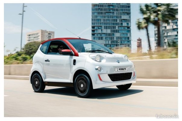 Materiels - Voiture sans permis - Voiture sans permis Aixam e-MINAUTO CHIC