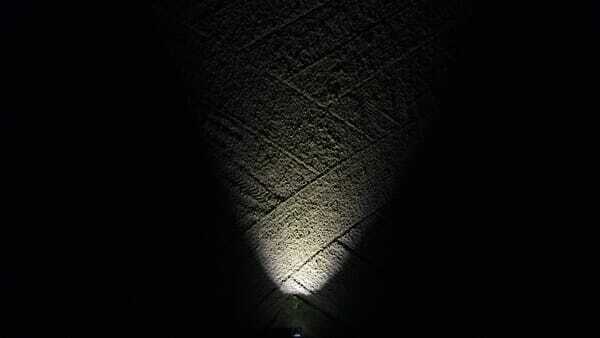 Pièces agricoles - Eclairage - Phare de travail LED rond 18W 1500lm, 10/30V, Ø 117mm faisceau large prise Deutch 6 LED Kramp