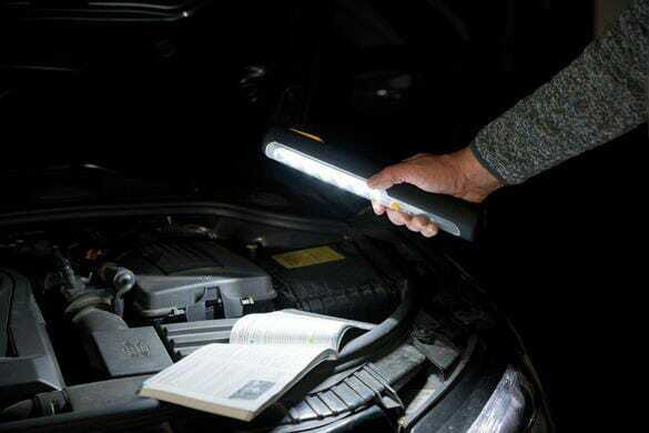 Pièces agricoles - Outils atelier - Lampe torche à LED HL 300AD