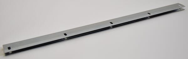 Pièces agricoles - Fenaison & élevage - Tube d`protection G/D 1,25x93x680 Str`mann