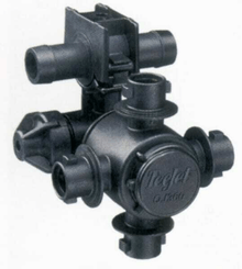 Pièces agricoles - Pièce Pulvérisateur - Porte-buse 4 buses + embout