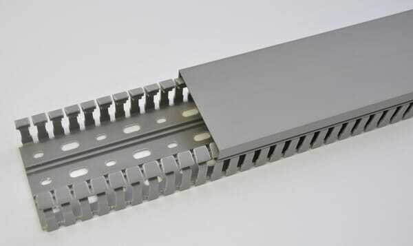 Pièces agricoles - Electricité - Goulottes de câblage 40x80mm