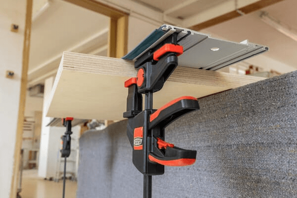 Outils - Outils divers - 2 x Serre-joint de table à une main EZR 150/60