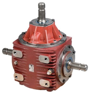 Pièces agricoles - Transmission - Boitier T-331A, 1:1,53 - 242 kW