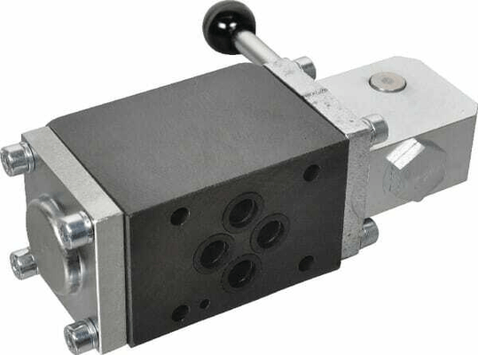 Pièces agricoles - Hydraulique - Distributeur à comm. man. NG6