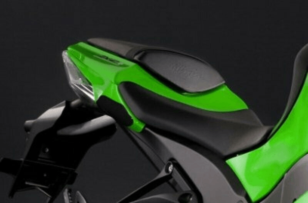 Pièces Quad & Motos - Equipement véhicule - Sliders de coque arrière R&G RACING carbone Kawasaki ZX10R