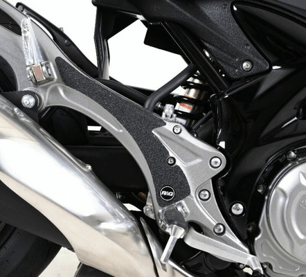 Pièces Quad & Motos - Equipement véhicule - Adhésif anti-frottement R&G RACING platine repose-pieds noir 2 pièces Suzuki Gladius SFV 650