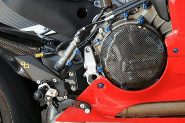Pièces Quad & Motos - Equipement véhicule - Couvre carter alternateur LIGHTECH carbone brillant