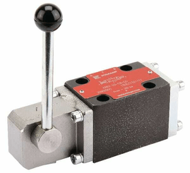 Pièces agricoles - Hydraulique - Distributeur à comm. man. NG6