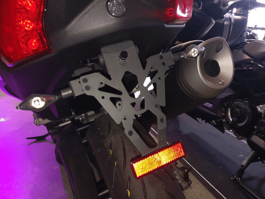Pièces Quad & Motos - Equipement véhicule - Support de plaque V PARTS noir Yamaha T-Max 530