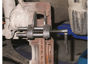 Outils - Outils divers - Repousse-pistons freins à disques