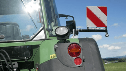 Pièces agricoles - Eclairage - Jeu de panneaux d'avertissement de surlargeur, support télescopique à changement rapide escamotable, feu arrière 12V