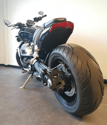 Pièces Quad & Motos - Equipement véhicule - Support de plaque ACCESS DESIGN latéral noir Triumph Rocket 3