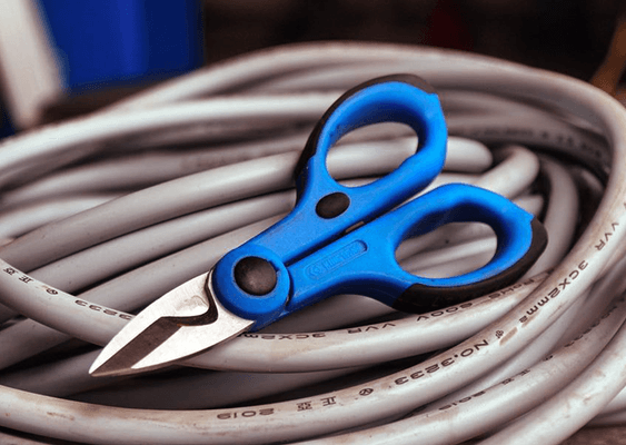 Outils - Outils divers - Ciseaux électricien