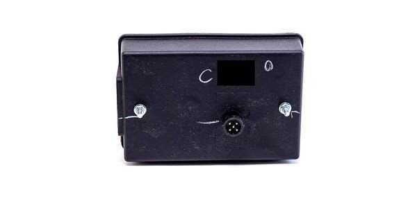 Pièces agricoles - Eclairage - Feu arrière gauche rectangulaire, feu antibrouillard, 12V, rouge/transparent, à visser, 200x136x56mm, baïonnette 5 broches, Mul