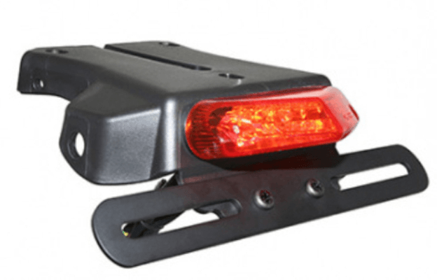 Pièces Quad & Motos - Equipement véhicule - Feu arrière V PARTS LED + support de plaque type bavette