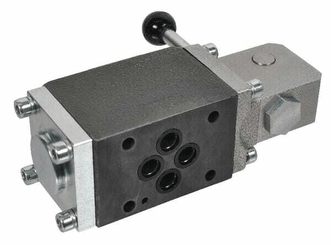 Pièces agricoles - Hydraulique - Distributeur à comm. man. NG6