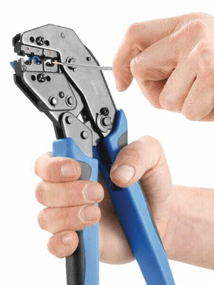 Outils - Outils divers - Pince à sertir les cosses iso.