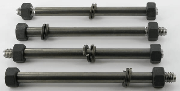 Pièces agricoles - Hydraulique - Jeu de boulons