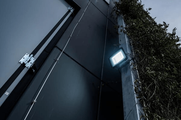 Pièces agricoles - Outils atelier - Eclairage LED JARO 14060 11500lm 100W