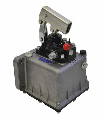 Pièces agricoles - Hydraulique - Pompe à main 12cc D.E.+réservoir 2ltr