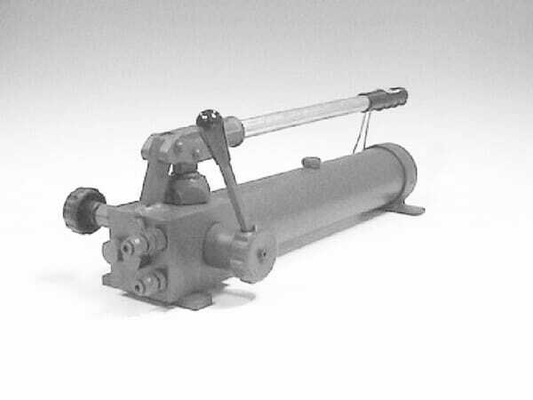 Pièces agricoles - Hydraulique - Pompe à main HP 2P/Q4 VN incl.