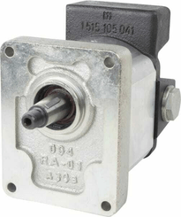 Pièces agricoles - Tracteur pièce origine - Pompe hydraulique de direction NH