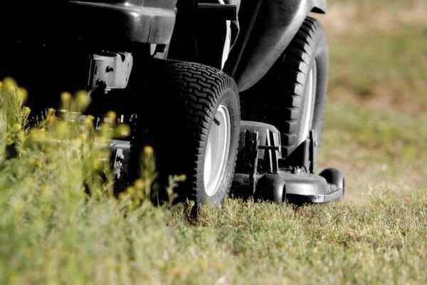 Pièces agricoles - Pièce divers - Pneu 11x4.00-4 NHS TL 2PR 27 A4 Turf Saver