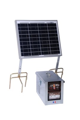 Pièces agricoles - Cloture,Jardin & Sylviculture - ELEC.VIC 255  SOLAIRE 30 W AVEC REGULATEUR