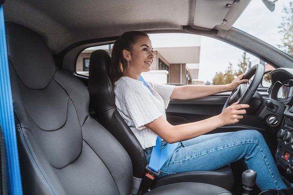 A partir de quel âge peut-on conduire une voiture sans permis ?