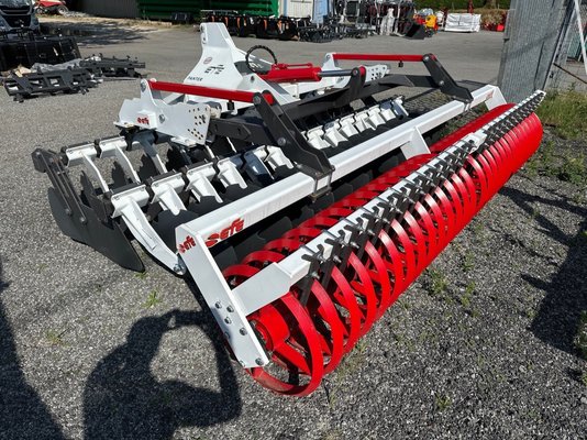 Déchaumeur à disques Efe Panter 3M50 VRING