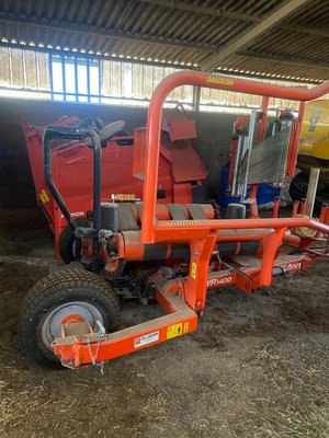 Enrubanneuse Kubota WR1400MDW