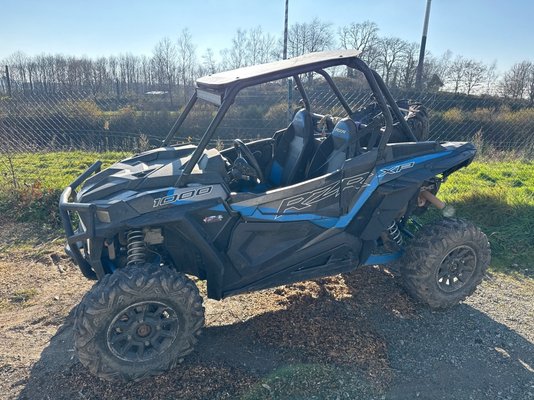 Quad - transporteur Polaris RZR64XP1000EPS