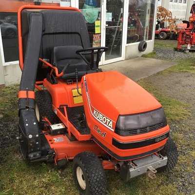 Tondeuse autoportée Kubota T1600H