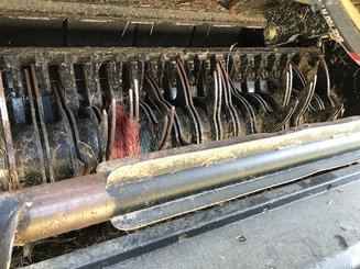 Presse à balles rondes New Holland ROLL BELT 180 - 6