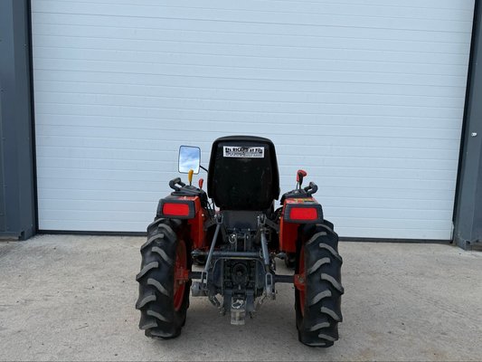 Micro tracteur Kubota B1220