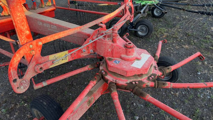 Andaineur Kuhn GA4121 GM