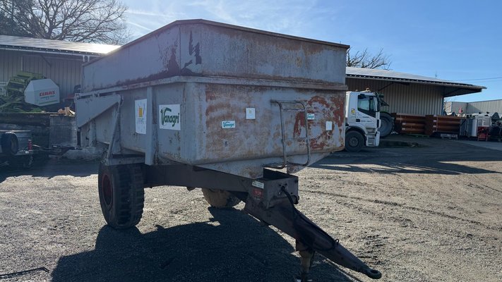 Benne agricole Massey Ferguson MF107